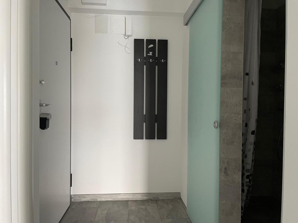 Cozy 2-Room Penthouse Lakeview W14 Bukarest Exterior foto