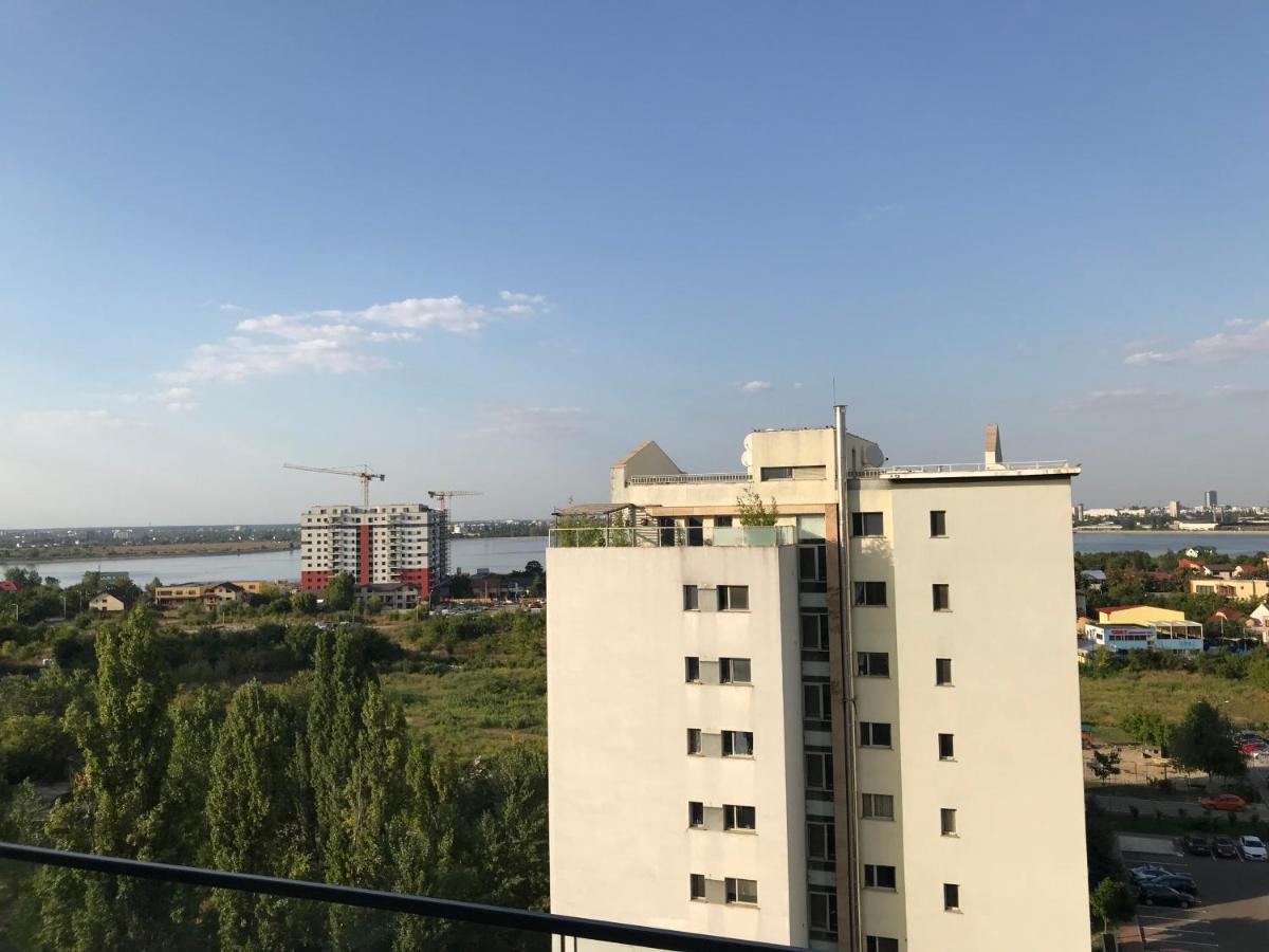 Cozy 2-Room Penthouse Lakeview W14 Bukarest Exterior foto